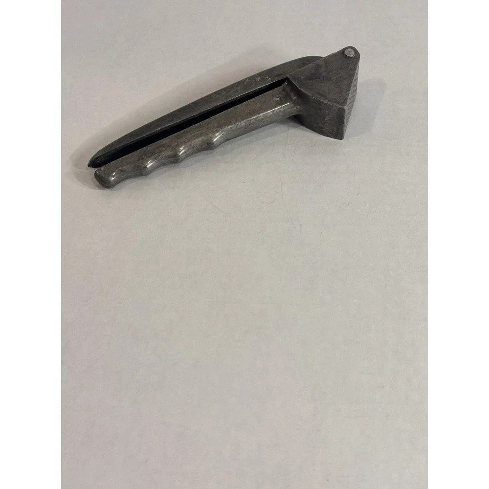 Vintage 1970s Aluminum Garlic Press Crusher 6